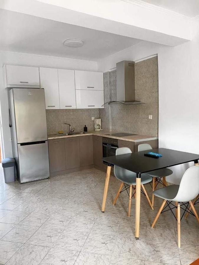 Chris Apartment Vassiliki Esterno foto